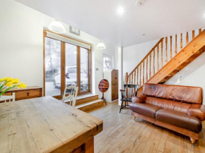 Little Batley House